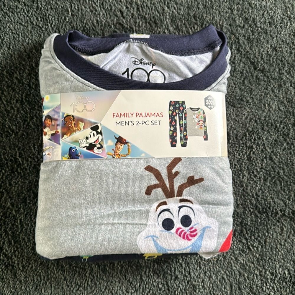 Never Worn Mens 2-Piece PJ Set